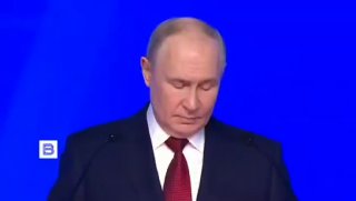 Может наоборот нужно чаще заходить в интернет и смотреть, что людей беспокоит реально, а не врать про то, что «политики из нашей партии «Единая Россия» никогда не давали ложных или пустых обещаний»?
